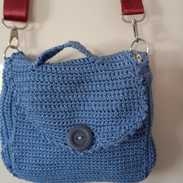 NOVA MODRA PLETENA TORBICA
