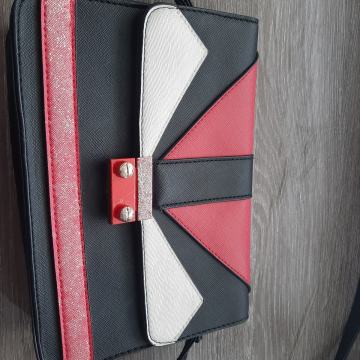 Nahrbtnik in torbice