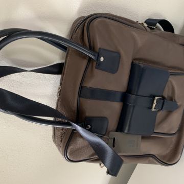 Original usnjena torba Karl Lagerfeld