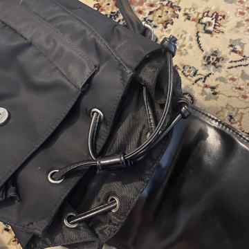 prodam nahrbtnik United colours of Benetton