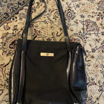 prodam Versace torbico