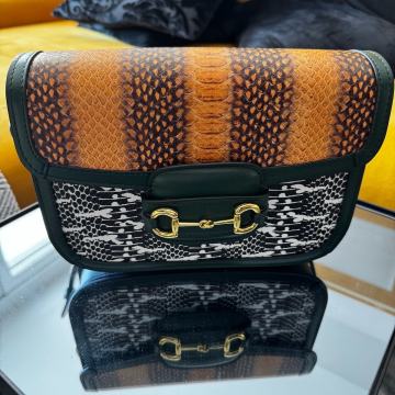 Prrodam zensko torbico znamke Gucci