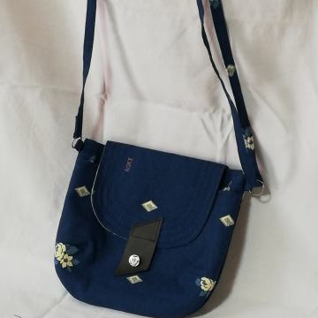 ŠE ENA TORBICA ZA POTEP PO MESTNIH ULICAH