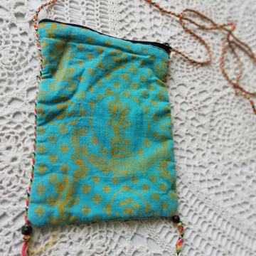 Suvenir-iz blaga torbica za preko ramen, vel. 14,5x18,5 cm + ročaj