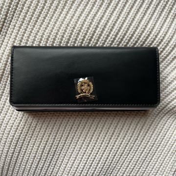 Tommy Hilfiger nova mini torbica