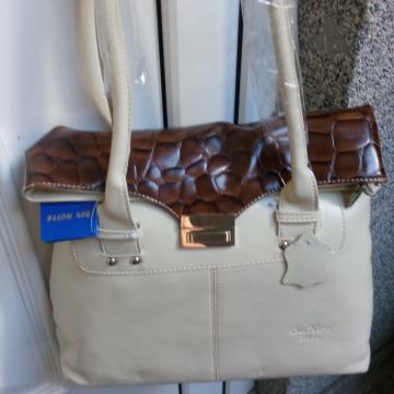 TORBICA 8,00 EUR
