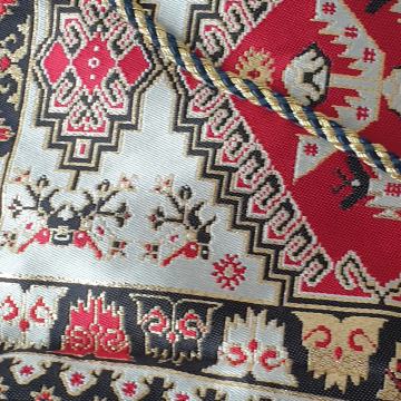 Nova torbica iz blaga s čudovitim vzorcem