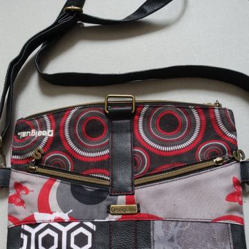 Torbica Desigual 29 x 23 cm