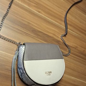 Torbica Guess
