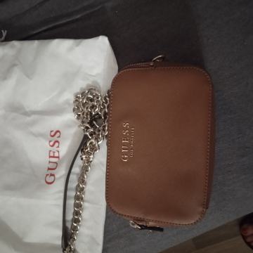 Torbica guess