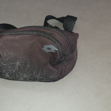 TORBICA LOTTO, črna, za okoli pasu