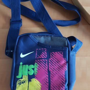 Torbica NIKE-just doit, original, nova