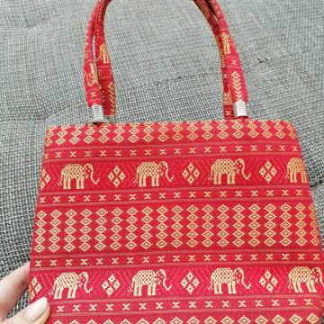 Torbica rdeča, manjša