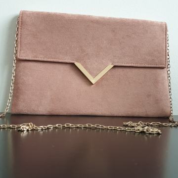 Nova elegantna torbica iz semiša