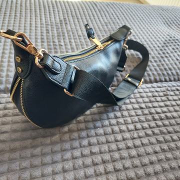 Torbica ženska LIU ° JO