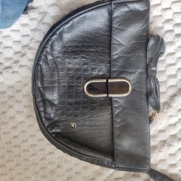 USNJENA TORBICA GROŠELJ