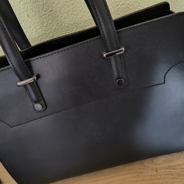 PODARIM*USNJENA torbica