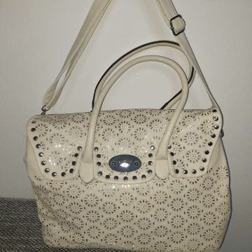 Nova usnjena ženska torbica