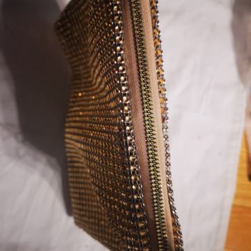 NOVA VEČERNA TORBICA