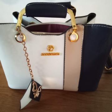 ŽENSKA MODNA TORBICA