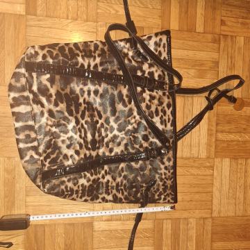 ŽENSKA SHOPPER  TORBICA  - ANIMALE -  ZNAMKA CALEIDOS