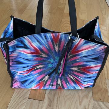 ŽENSKA TORBICA DESIGUAL, ORIGINAL, KOT NOVA