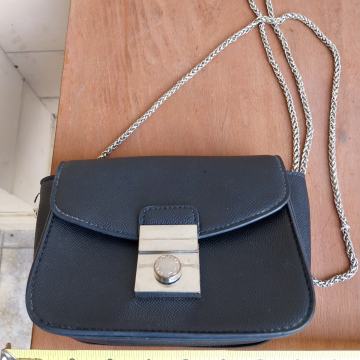 Ženska torbica mini, črne barve 17 x 12 cm NOVA