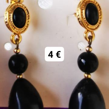 Elegantni vintage viseči uhani, nenošeni