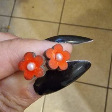 Leseni Uhani rožica