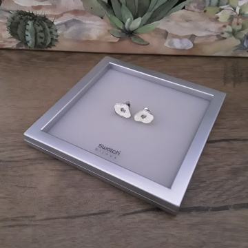 SWATCH UHANI IZ JEKLA - REDEK MODEL - UGODNO