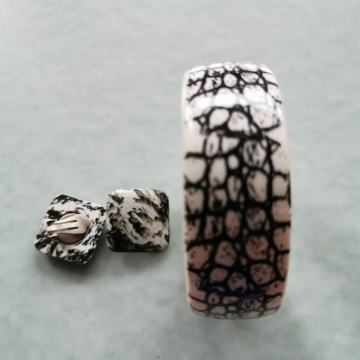 Uhani na klik in zapestnica