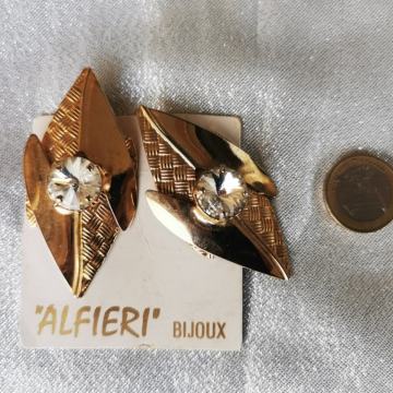 Uhani na klip za pripet na ušesa