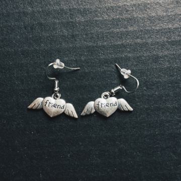 UHANI NERJAVEČE JEKLO