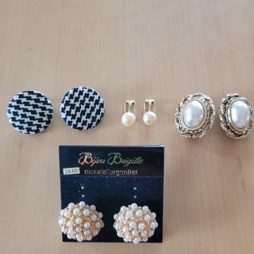 Vintage uhani, na klip, perla, pepita črno-beli