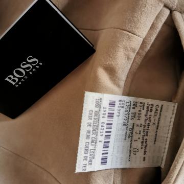Hugo boss bež barve Usnjena Original XL