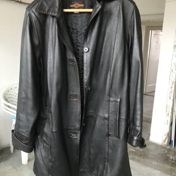 Rjava usnjena jakna XL