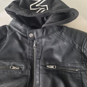 fantovska jakna št.170