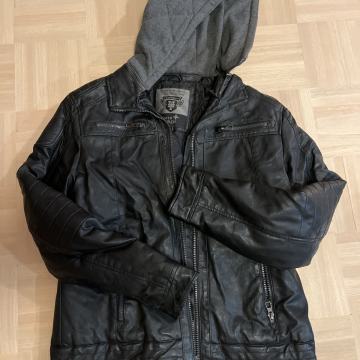 Jakna za fanta (umetno usnje)  164