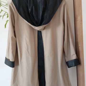 NATUREL BEŽ ČRN USNJEN PLAŠČ - OVČJE USNJE S/M/L