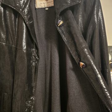 Unjen eleganten plasč M