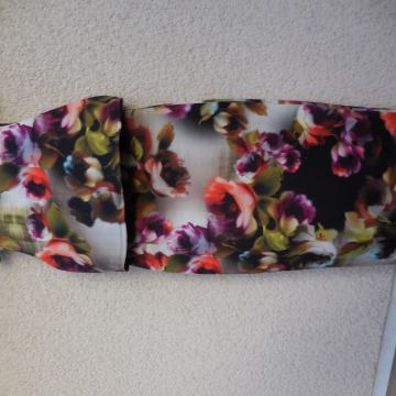 ASOS LONDON NOVA  CVETLIČNA OBLEKA 40/42