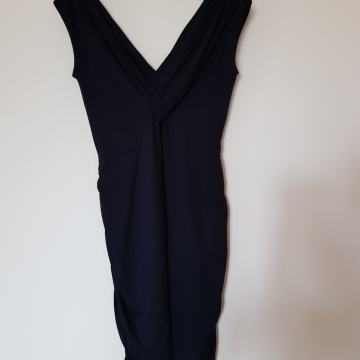 BODYFLIRT NOVA ČRNA VISKOZNA OBLEKA 38/40