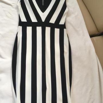 Obleka bandage Herve Leger stil, št L, PC 50 €
