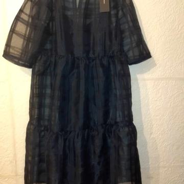 OBLEKA VERO MODA - NOVA!