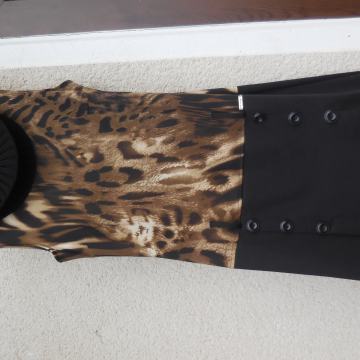 NOVA OBLEKA Z ŽIVALSKIM VZORCAM M