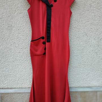 NOVA RDEČA OBLEKA Z ETIKETO M