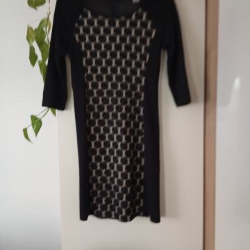 REDOUTE NOVA ČRNA ELEGANTNA OBLEKA S