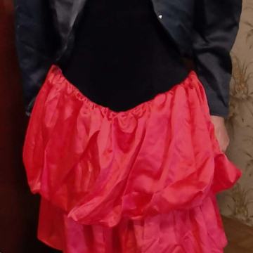 Vintage črno-rdeča obleka do pod kolen št.38