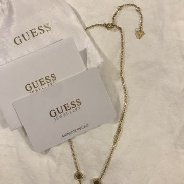 GUESS zlata verižica