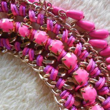 NOV OGRLICA PINK ZLATA